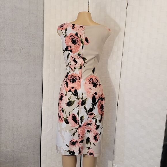 GLAMOUR WIDTH ROUND NECKLINE FLORAL EMBROIDERED SHEATH DRESS - Picture 4 of 14